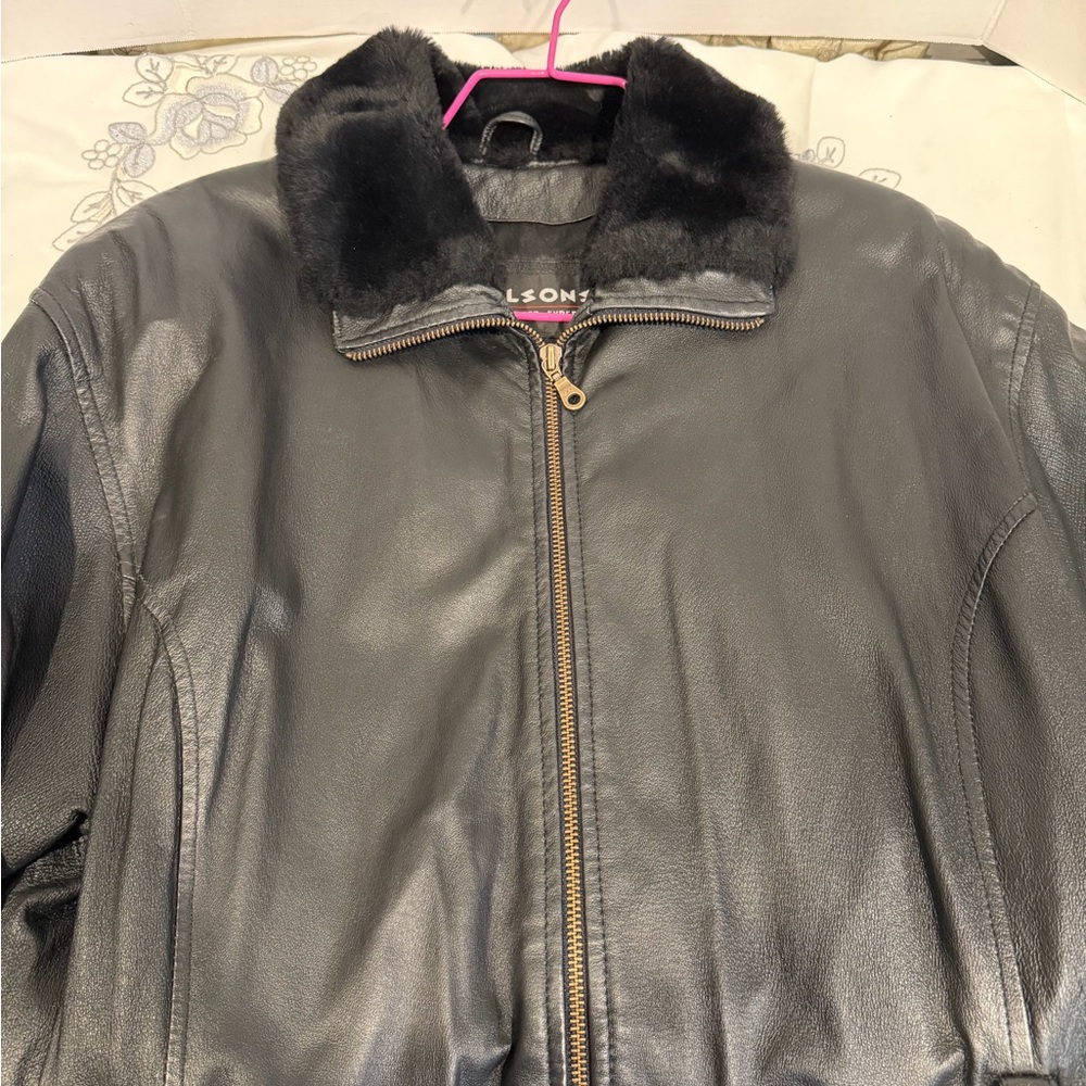 Wilson Black Leather Jacket with Thinsulate - Picture 7 of 7